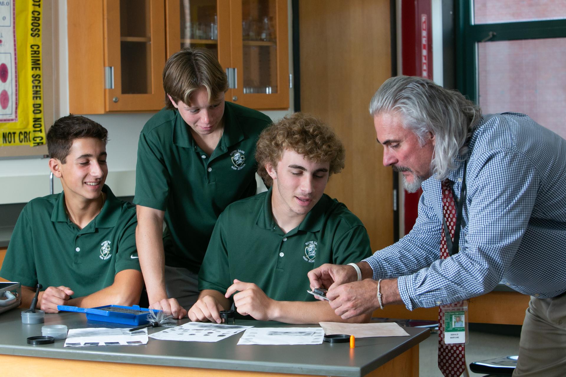 At Notre dame Academics Means Innovation  Notre Dame challenges students to become flexible and independent 21st century learners through rigorous study, innovative teaching practices, and personalized exploration. Our academics prepare students for life beyond high school.  Learn more 